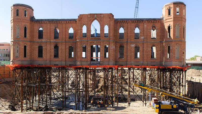 Illustration for article titled Want to add a basement to your >100 year-old, 3000 ton church?